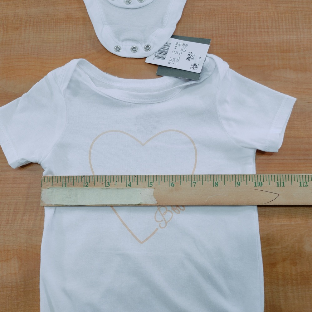 Grayson Mini Baby Girls White Heart Graphic Bodysuit 18 Months 4 Pack - Picture 4 of 7